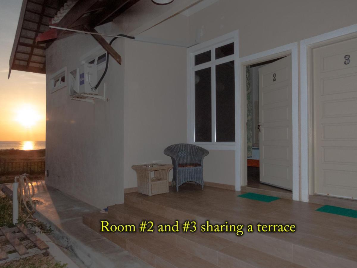 Kc Beachfront Marang Esterno foto