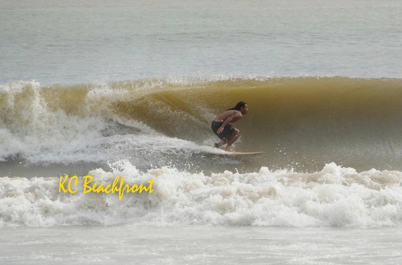 Kc Beachfront Marang Esterno foto