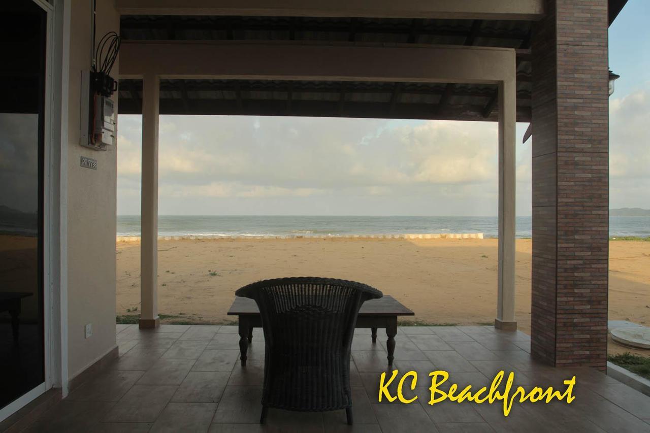Kc Beachfront Marang Esterno foto